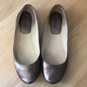Kenneth Cole Reaction Ballet Flats